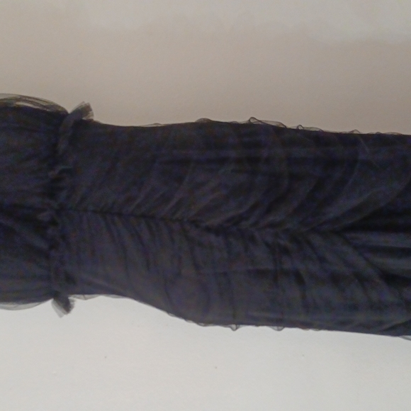 Cache Gown - Picture 7 of 16